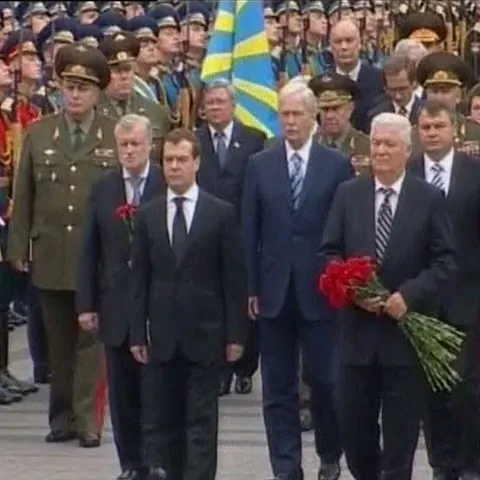 Vladimir Voronin îl întâlneşte astăzi la Soci pe Dmitri Medvedev 