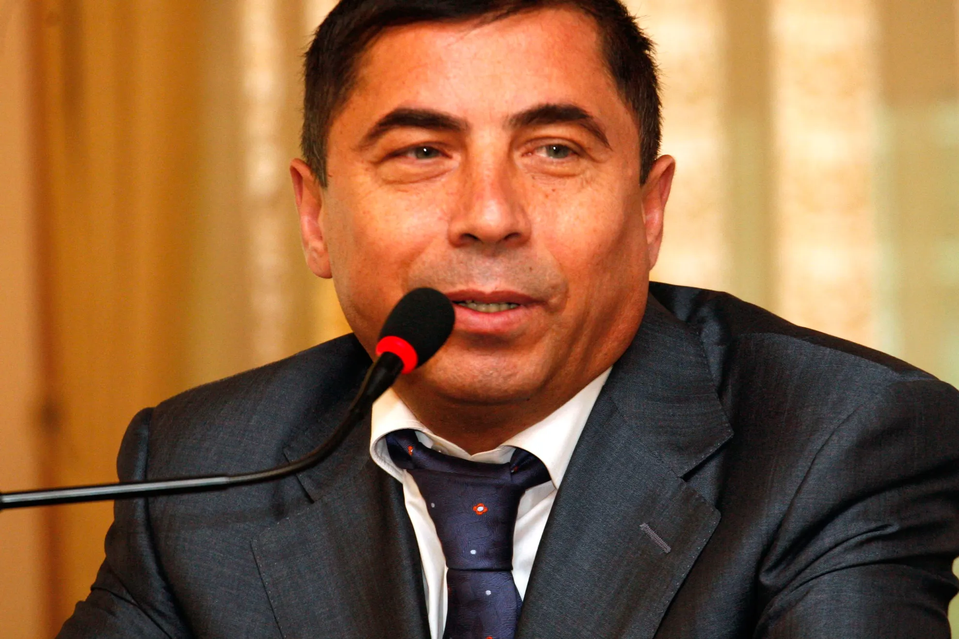Vasile Turcu: Există pericolul ca Dinamo să se desfiinţeze!