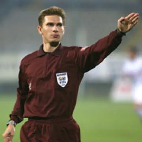 CCA a stabilit baremurile arbitrilor pentru noul sezon. Vezi aici cât câştigă un arbitru pe meci