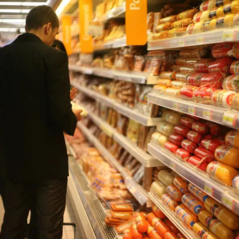 Inspectorii ANSVSA au amendat 18 unităţi de alimentaţie publică de pe litoral cu 140.000 lei
