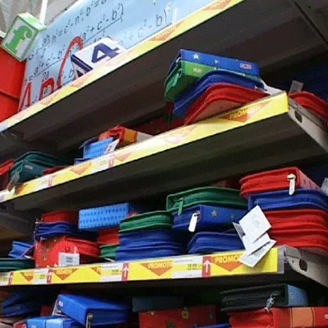 Preţurile rechizitelor şcolare nu au crescut anul acesta 