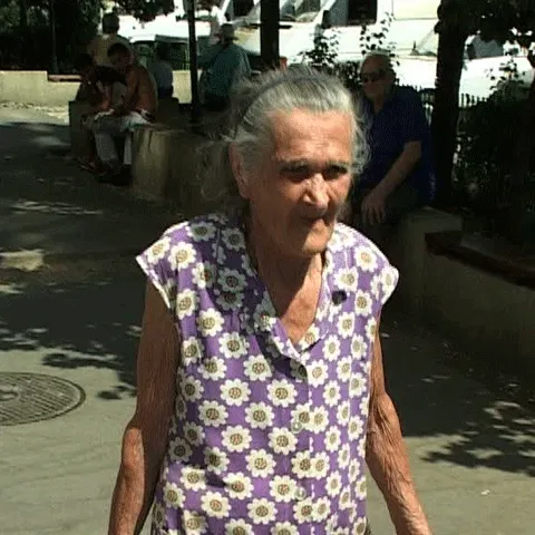 Aproape trei milioane de români primesc ajutoare constând în zahăr şi făină