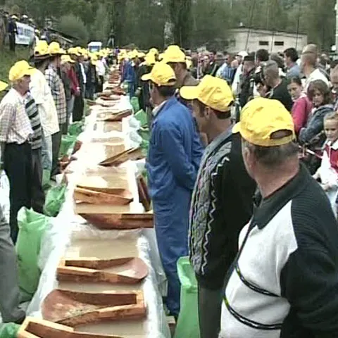 Roşia Montană intră în Cartea Recordurilor cu cel mai mare număr de oameni care au căutat aur simultan