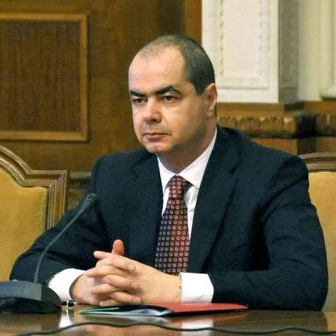 Ministrul Apărării a fost chemat la audieri în Parlament la Comisia de Apărare