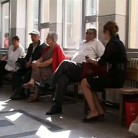 Ministrul Justiţiei i-a convocat pentru discuţii pe toţi magistraţii din ţară 