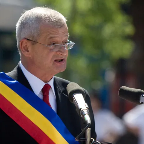 Sorin Oprescu a decis să candideze la preşedinţie