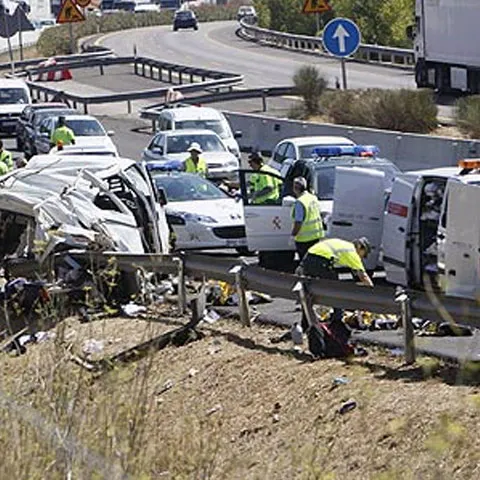 Şase români şi-au pierdut viaţa în cel mai grav accident petrecut anul acesta în Spania - VEZI IMAGINI