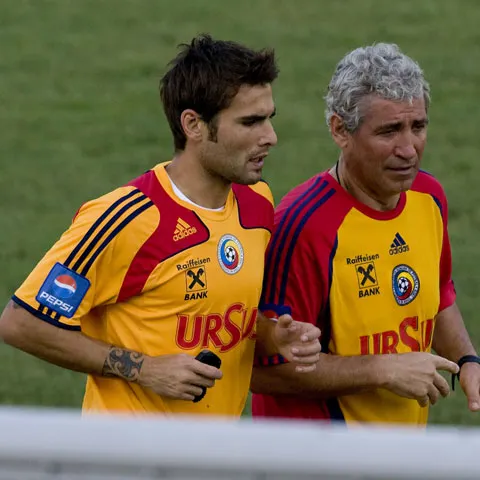 Stranieri / Adrian Mutu stă 10 zile