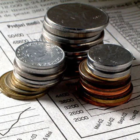 Deficitul comercial s-a redus în iulie pentru a zecea lună consecutiv, la 487,4 milioane euro 