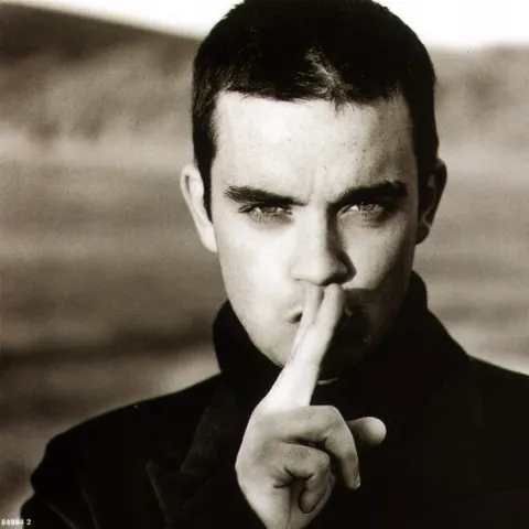  Robbie Williams, acuzat că a copiat un videoclip al starului Falco