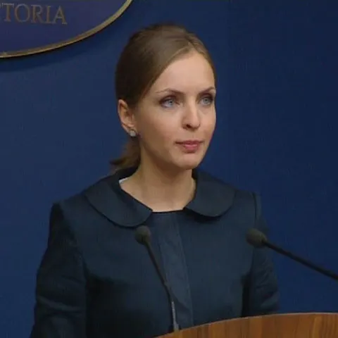 Guvernul va disponibiliza mai puţini bugetari în următorii ani