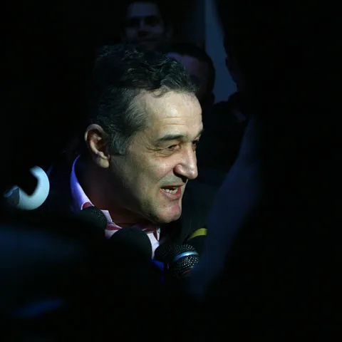 Primarul din Ştefăneşti s-a prezentat la DNA în dosarul schimbului de terenuri dintre MApN şi Becali