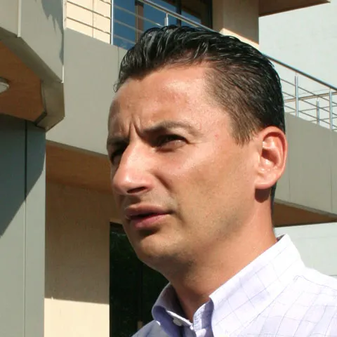 Iacov candidează la preşedinţia FRF! "Nu comentez ce mai zice inculpatul Mircea Sandu de mine, iar faţă de Gică Popescu am avantajul că nu am dosar penal!"