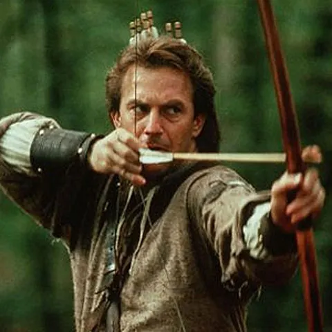 Forfetarul a închis firma care l-a adus pe Kevin Costner în România