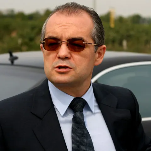 Emil Boc: "Aş fi ipocrit să vă spun că nu am discutat cu Băsescu despre candidatură, dar decizia îi aparţine"