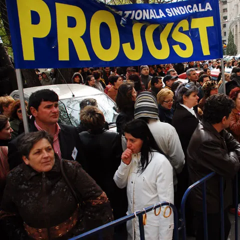 Federaţia Projust cere demiterea lui Predoiu