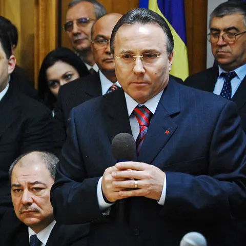 Nichita: S-a discutat în Coaliţie să nu se schimbe directorii de şcoli prin ordinul lui Andronescu