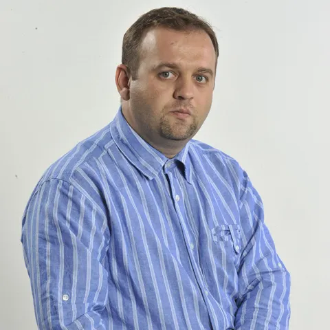 Cristian Patrăşconiu: Becali-înăuntru & în afară