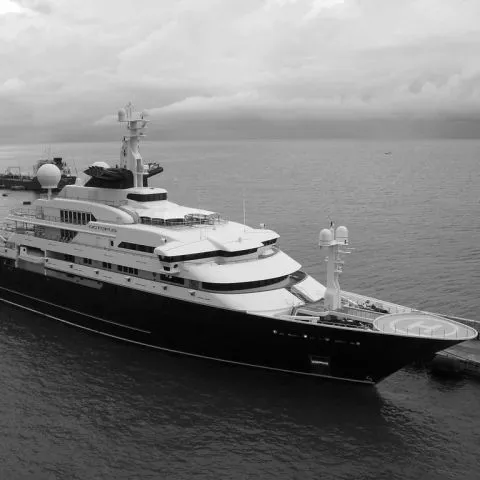 Roman Abramovici şi-a cumpărat o proprietate de lux în Caraibe cu 90 de milioane de dolari