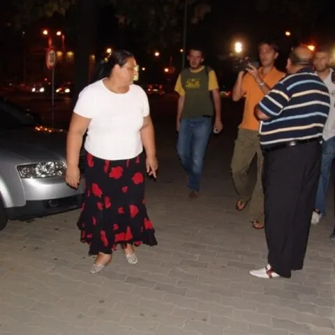 Romii care au bătut o avocată din Timişoara au fost amendaţi  cu 600 de lei