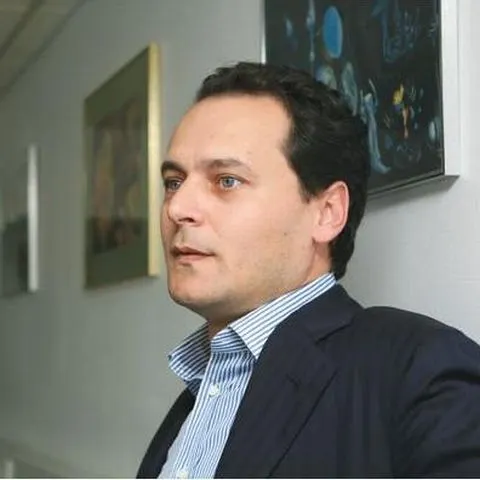 Marius Ghenea preia PC Garage