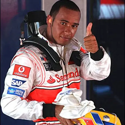 Formula 1 - Lewis Hamilton va pleca din pole-position în MP al statului Singapore