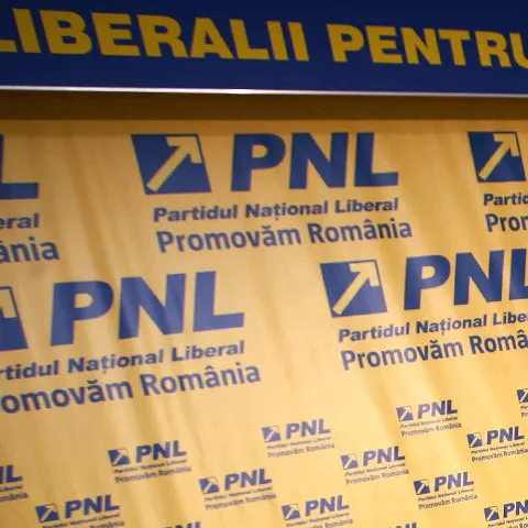 PNL precizează că nu a mandatat nicio persoană pentru a purta discuţii cu Hrebenciuc