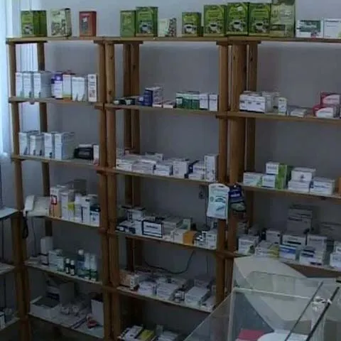 Revoltă în faţa farmaciei, în judeţul Alba