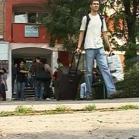 A început repartizarea studenţilor în cămine. Spune-ne cum arată camera ta de cămin!