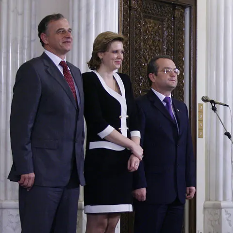 Membrii Coaliţiei s-ar putea reuni în această dimineaţă