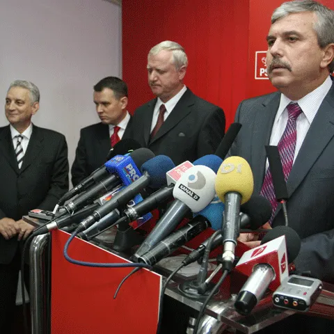 S-a rupt Coaliţia. Miniştrii PSD au demisionat din Guvernul Boc