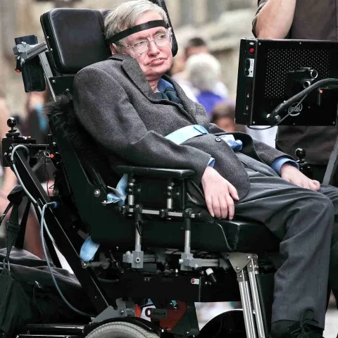 Astrofizicianul Stephen Hawking se retrage, formal, de la catedra de matematică de la Cambridge