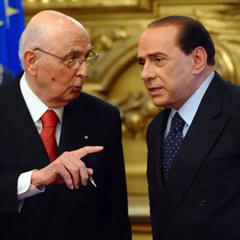 Berlusconi se ceartă cu preşedintele Italiei, presa comentează