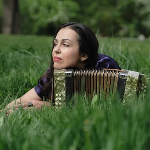 10 debuturi muzicale româneşti: Voci proaspete în 2009 - VEZI VIDEO