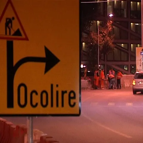 Mai multe străzi din Bucureşti au fost închise pentru un spectacol auto