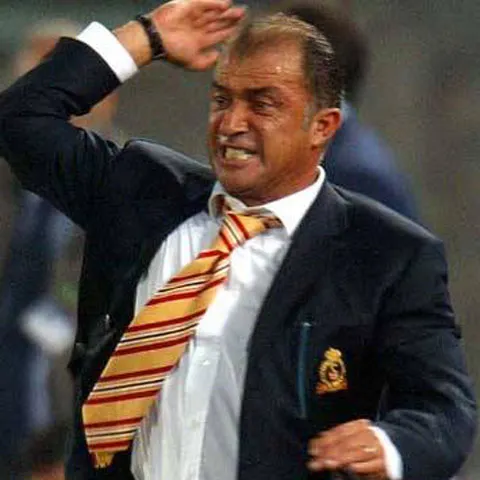 CM 2010 - Terim şi-a anunţat demisia după ce Turcia a ratat şansa de a fi prezentă la turneul final