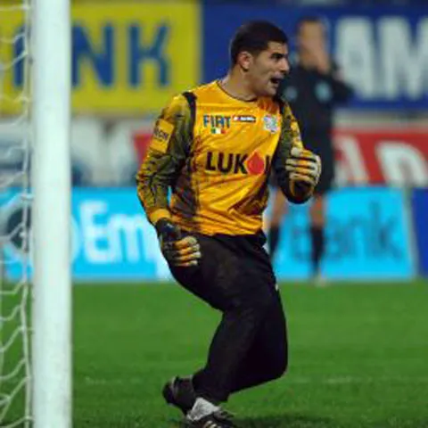 Dani Coman a resimţit dureri la picior şi a părăsit mai devreme antrenamentul naţionalei