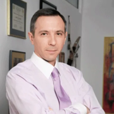 C. Alexandru, specialist branding: Indiferent de votul din Parlament, PD-L îşi va întări imaginea