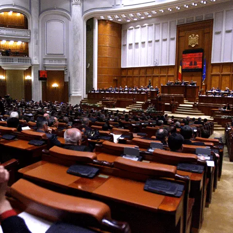 Votul din Parlament s-a încheiat. În scurt timp se va afla soarta Guvernului Boc
