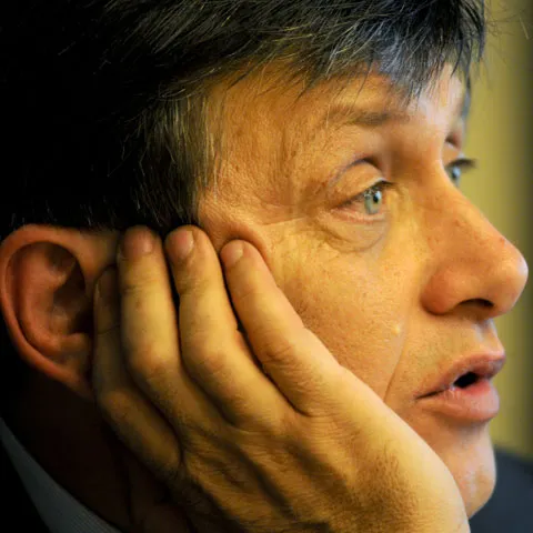 Crin Antonescu: Îl propunem pe Klaus Johannis pentru funcţia de premier