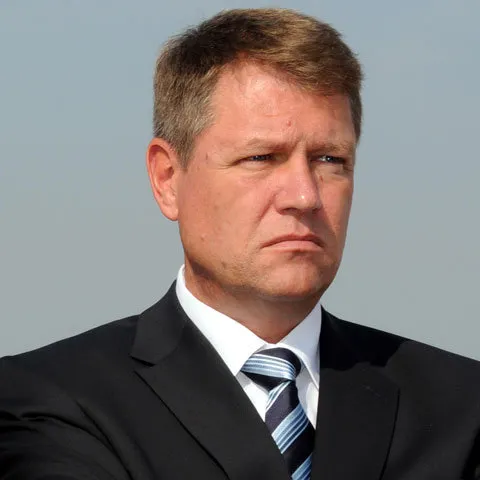 Johannis: Preşedintele Băsescu m-a sunat înainte de a face anunţul de presă