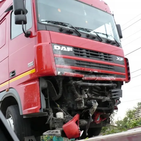 Câteva zeci de gospodării din Argeş au rămas fără gaze după ce o ţeavă a fost ruptă de un TIR