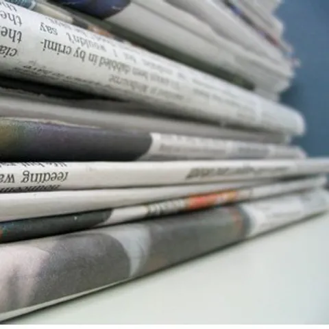 Candidaţii în alegeri, în frunte cu preşedintele Traian Băsescu, sub lupa editorialiştilor