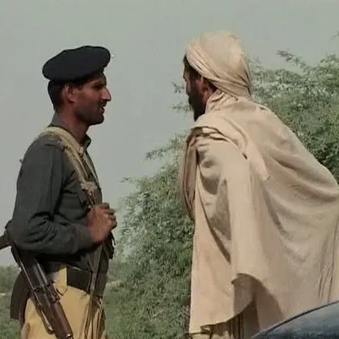 100.000 de pakistanezi s-au refugiat din calea armatei