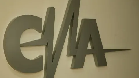 Injuriile lui Mircea Badea şi publicitatea negativă de la OTV, sancţionate de CNA