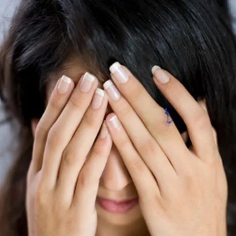 Tinerii care au SIDA evită să dezvăluie diagnosticul medicilor şi prietenilor de frică să nu fie discriminaţi