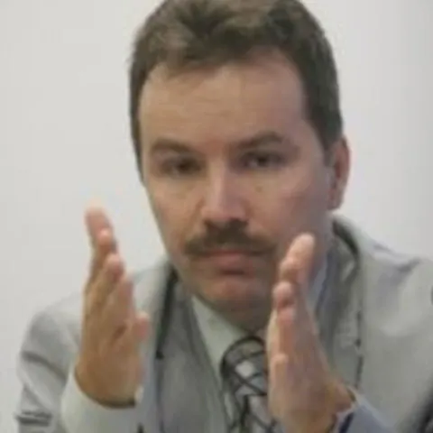 Cristian Vlădescu, propus pentru Sănătate, spune că lucrează în domeniu de 20 de ani
