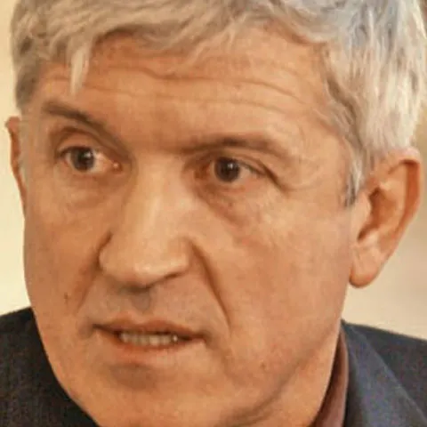 Mircea Diaconu: Statul este duşman, în loc să-ţi fie prieten. Te vânează, te pedepseşte şi simţi asta