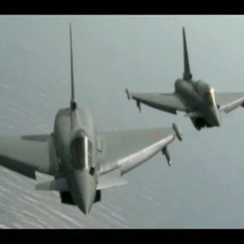 Avioanele Eurofighter Typhoon ale Forţelor aeriene germane au interceptat un avion radar rusesc ce zbura aproape de ţările baltice