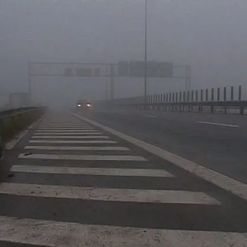 S-a circulat în condiţii de ceaţă pe DN1, între Alba Iulia şi Teiuş